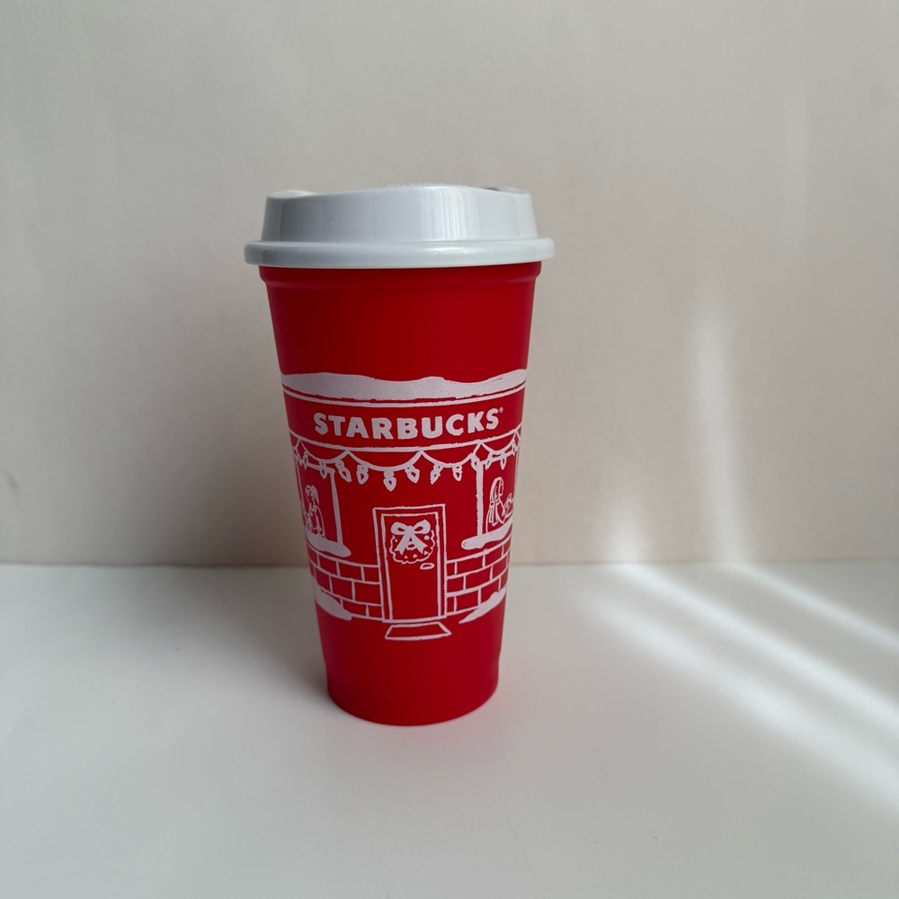 NWT Starbucks 2025 Red Cup Day Reusable Holiday Cup with Lid